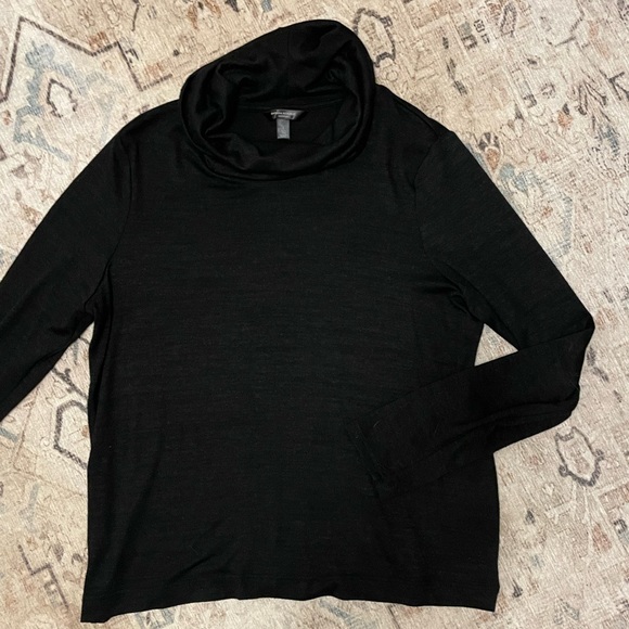 Banana Republic Black Turtleneck Sweater - Picture 2 of 5
